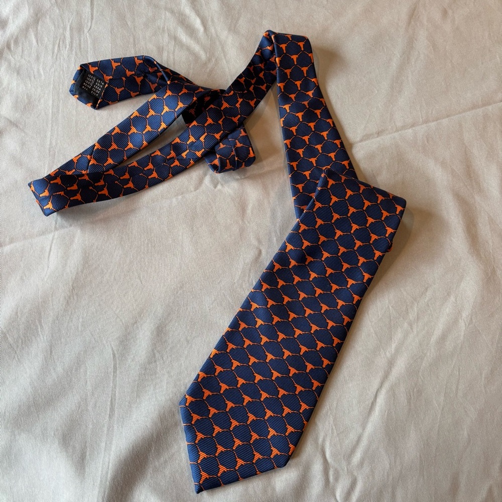 Texas Longhorn Tie in Navy and Orange